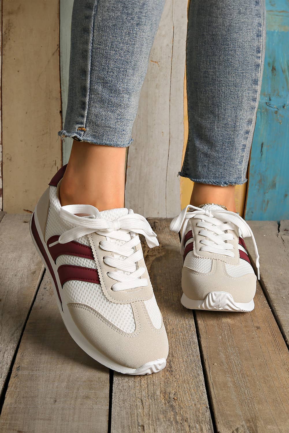 Color Block Lace-up Sneakers